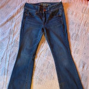 Women’s American Eagle Size 4 Short”Super Stretch” Kick Boot Jeans🌺